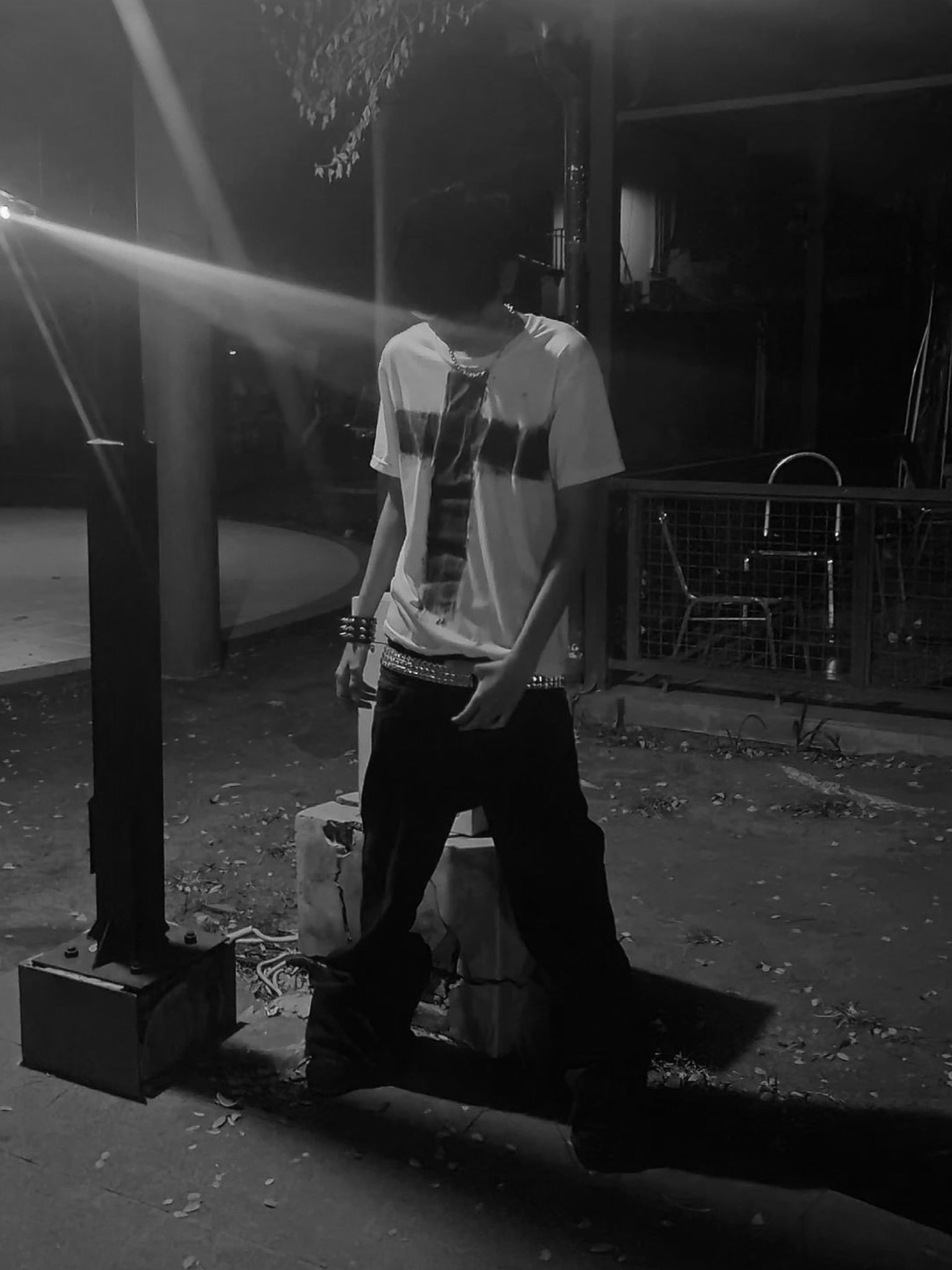 Potret hitam putih Kirei — founder OXEN